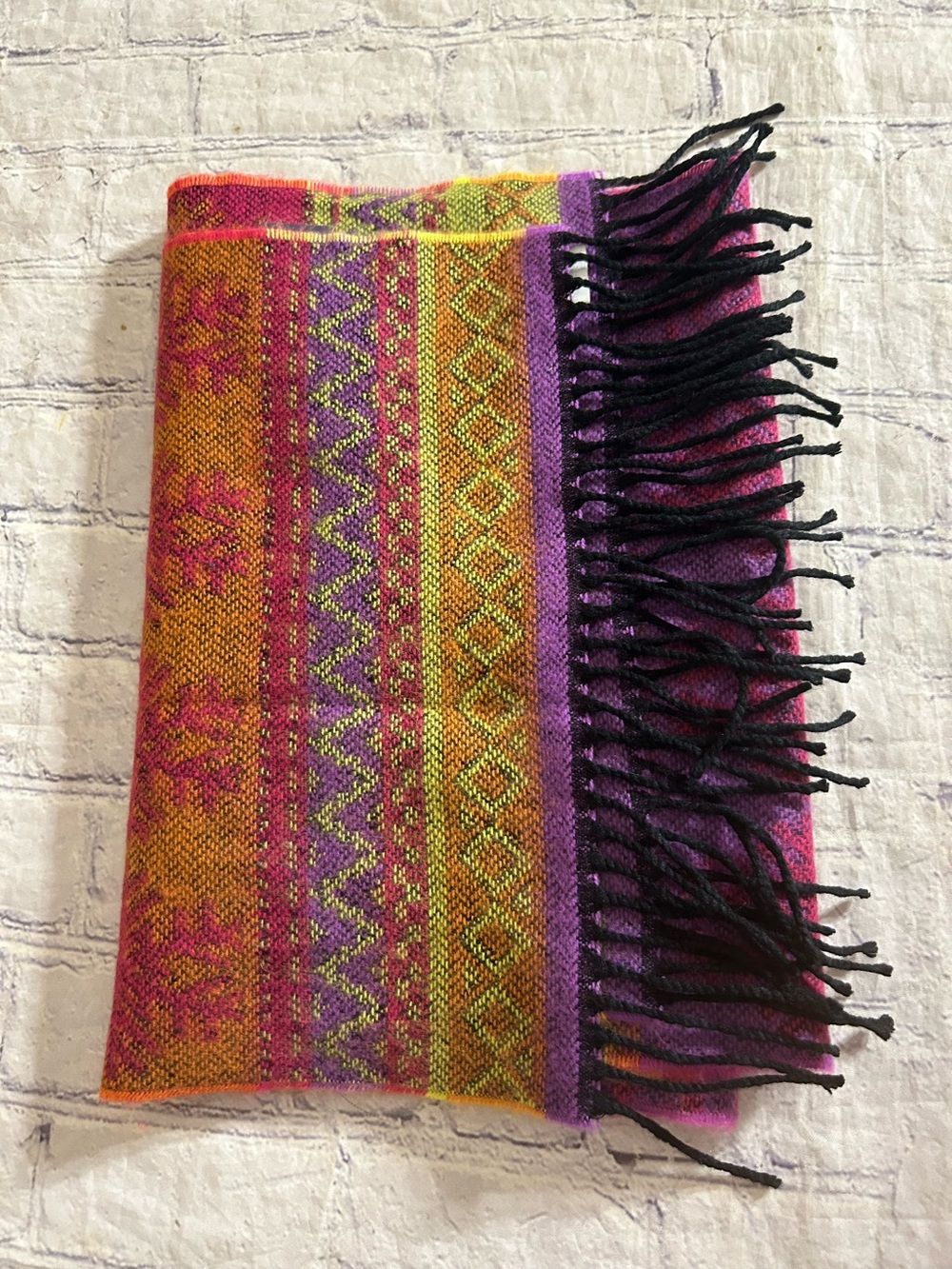 DAVID & YOUNG SUPER SOFT ACRYLIC BOHO MULTI COLORED AZTEC PRINT OBLONG SCARF